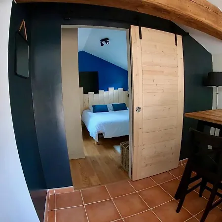 Couette & Croissant - Et Chambres D'hotes ゲストハウス Vue